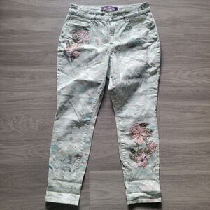 Final✅️ Stylish Floral Embroidered Pants